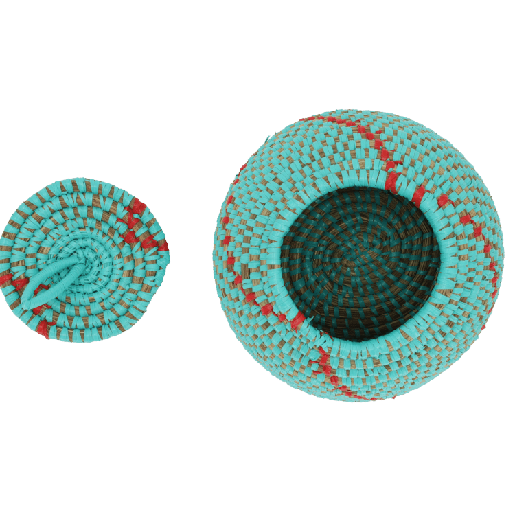 Panier turquoise avec couvercle à côté