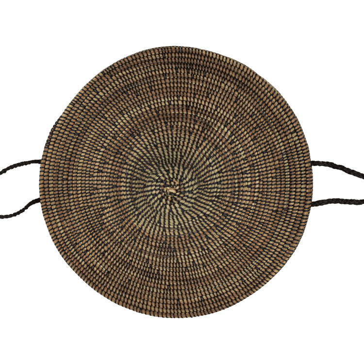 Grand panier marron, vue de dessus