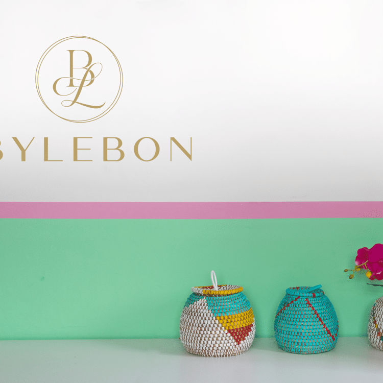 Trois paniers sur une rangée