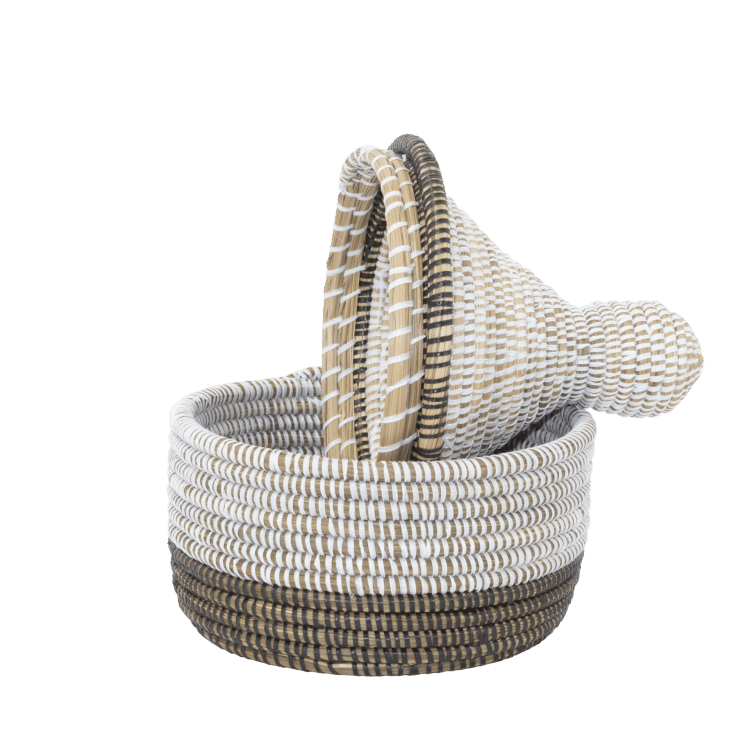 Mini panier marron et blanc, vue latérale