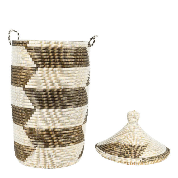 Grand panier de l'ensemble de paniers à linge, couvercle ouvert