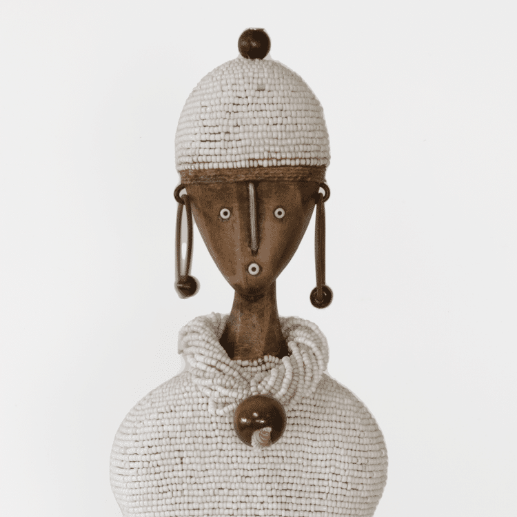 Poupée Namji - A8 (Blanc)